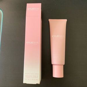 BRAND NEW Kylie exfoliator